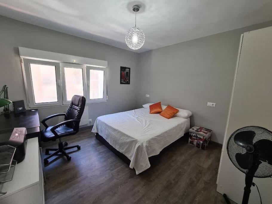 A Un Paso De La Playa, Amplio Apartamento خيخون المظهر الخارجي الصورة